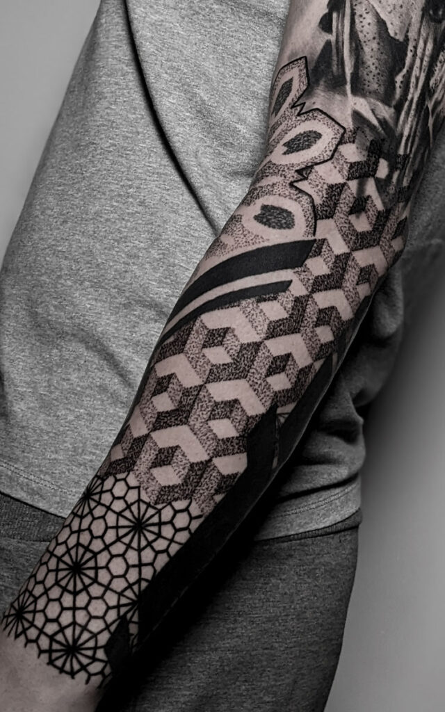 tattoo geometrico