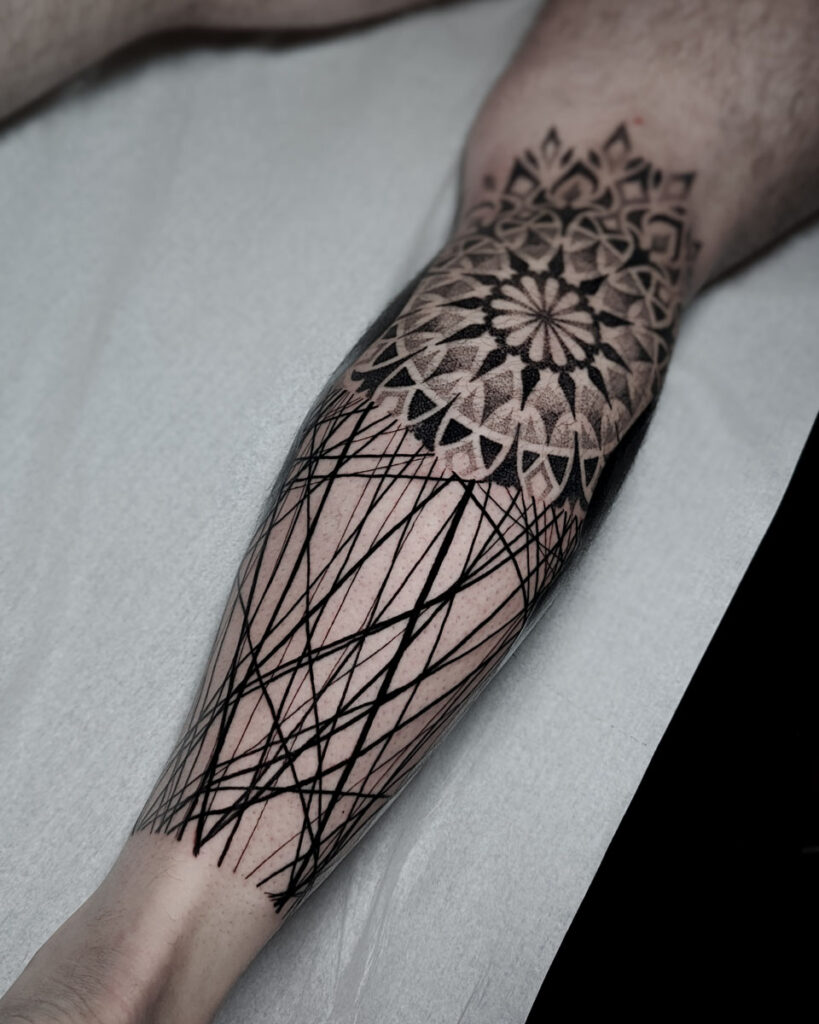 mandala tattoo geometrico